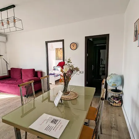 Old Town בוקרשט